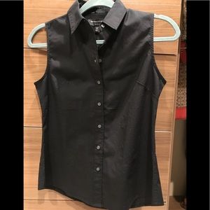 New Banana Republic black sleeveless shirt